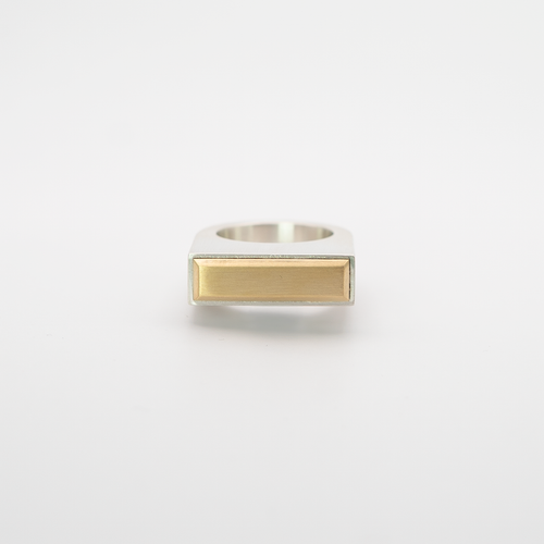 18K Gold Baguette G Ring